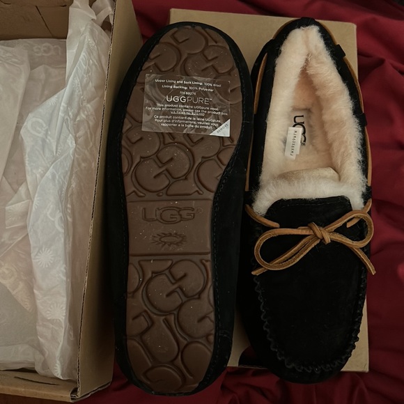 Brand New UGG Moccasin Slippers - Picture 2 of 3